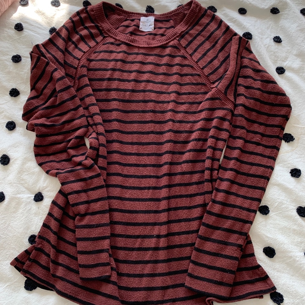 Michael Stars all season sweater! Thumb holes!